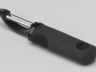 Good Grips Swivel Peeler