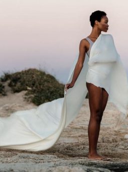 Algae-based fabrics